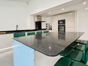 Kitchen- click for photo gallery